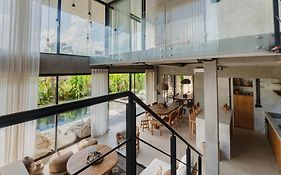 Elemen Uluwatu Villas